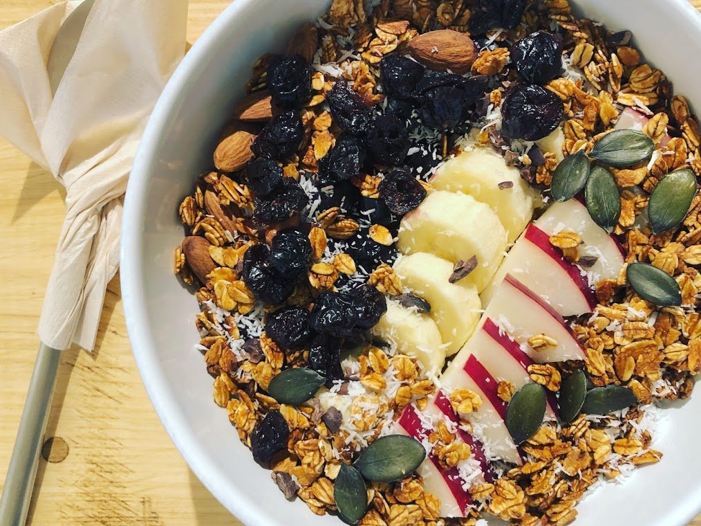 pow bar cafe niseko town