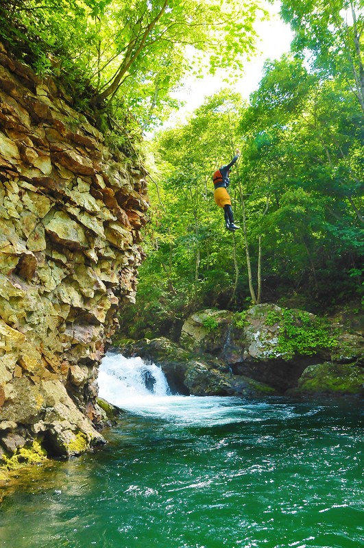 ニセコで川遊び