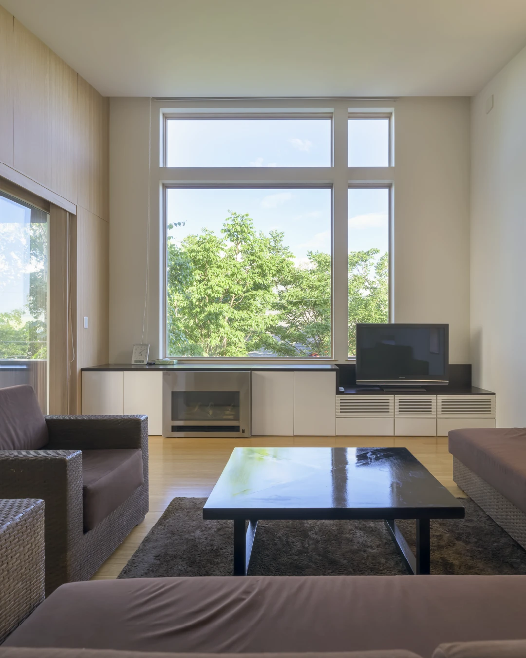 Forest Estate 4x5 1080x1350 Living