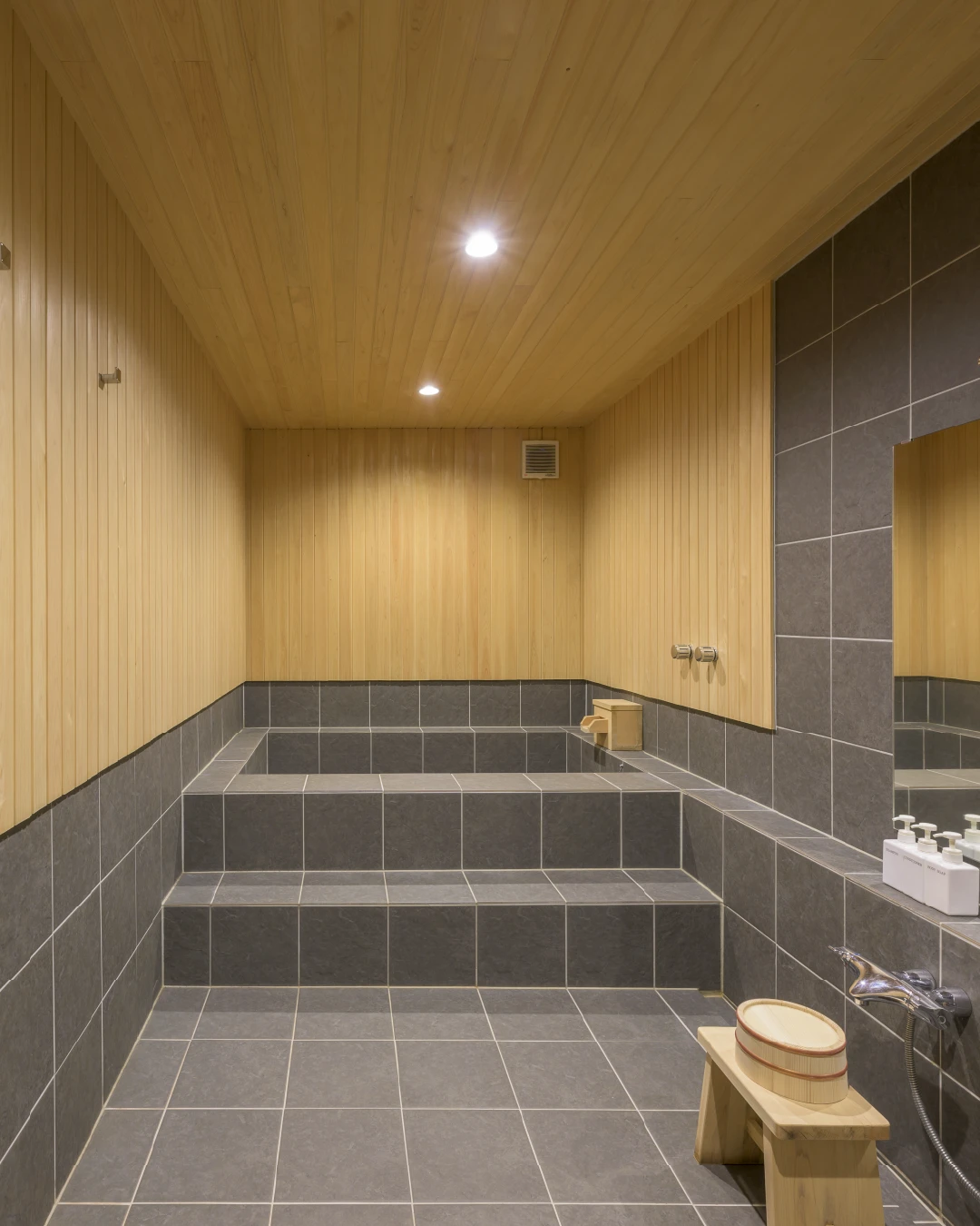 Book Greystone Luxury Chalet