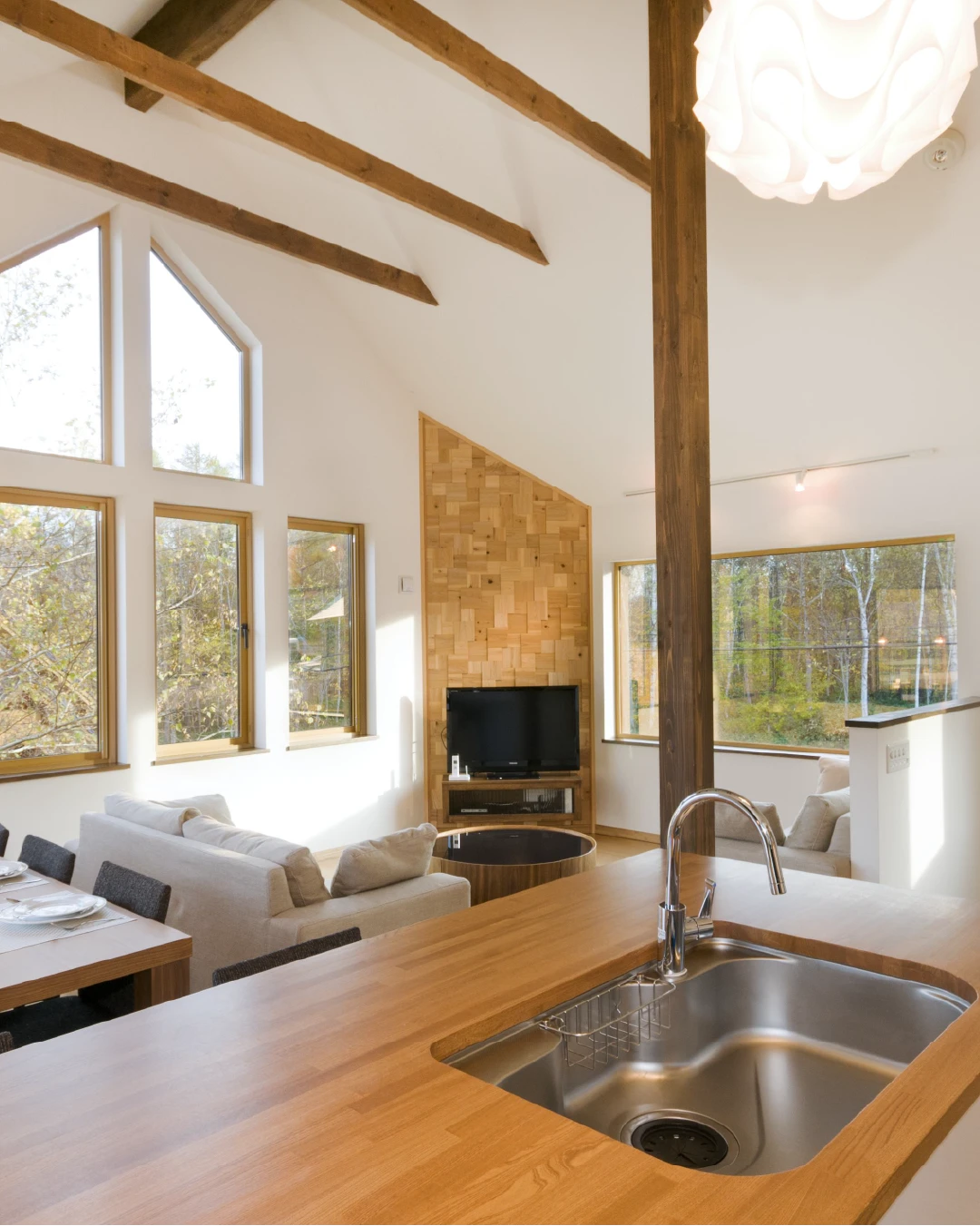 Hana And Jo 4x5 1080x1350 Tv