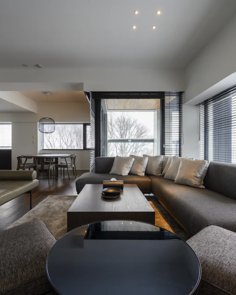 Hinzan 4x5 1080x1350 A Book hinzan hirafu apartments concierge