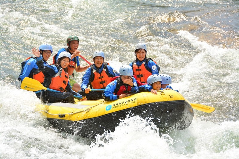 Rafting in Niseko Hanazono