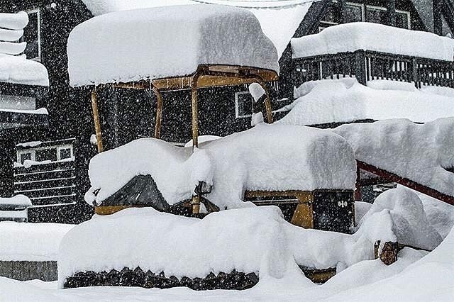 when the snow clearer needs clearing in niseko