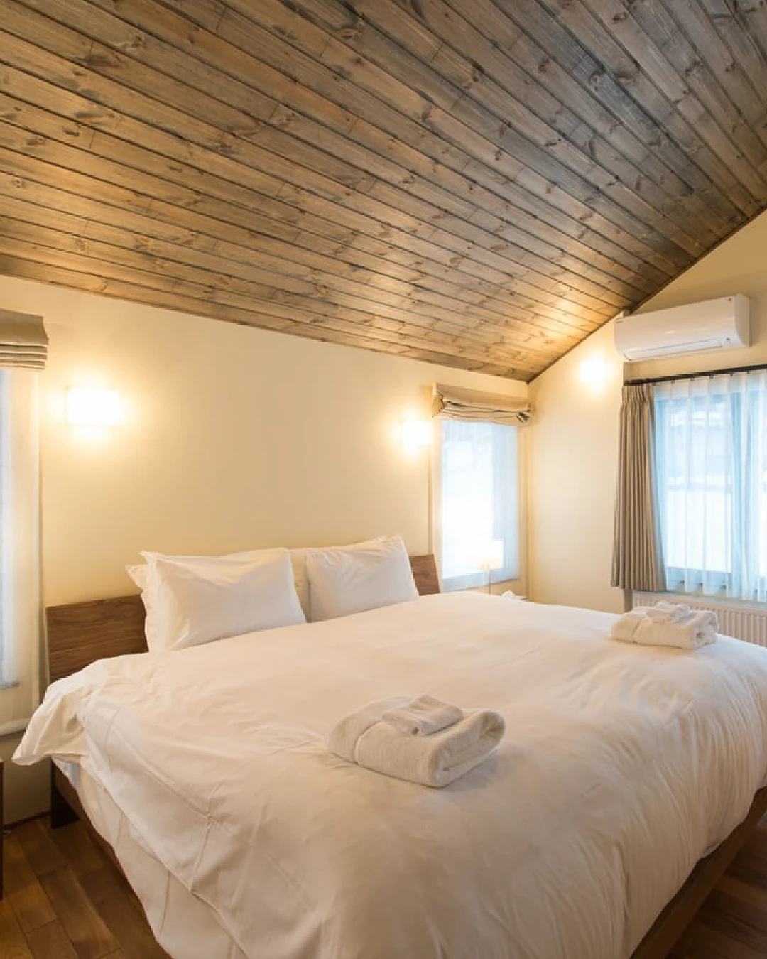 Book tahoe lodge family ski chalet