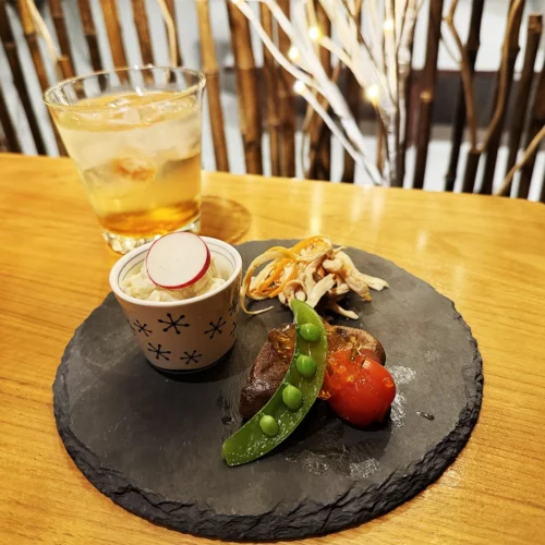 Steamed Chicken and Akita-style pickle