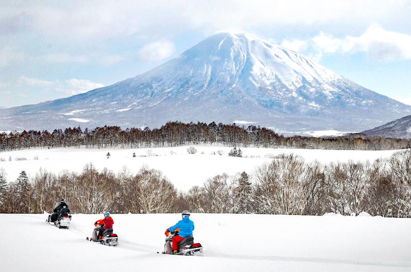 snowmobile tours in niseko