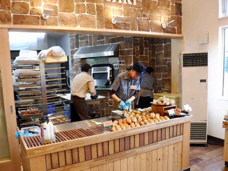 石釜パンマルシェHARUのキッチン