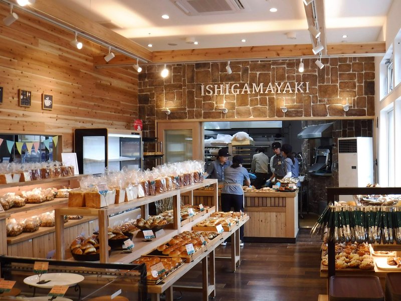 石釜パンマルシェHARUの店内の様子