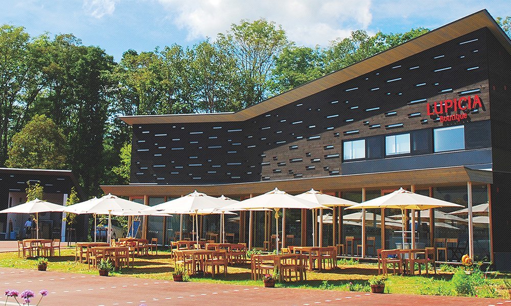 niseko brewery brewing la villa lupicia yotei craft beer