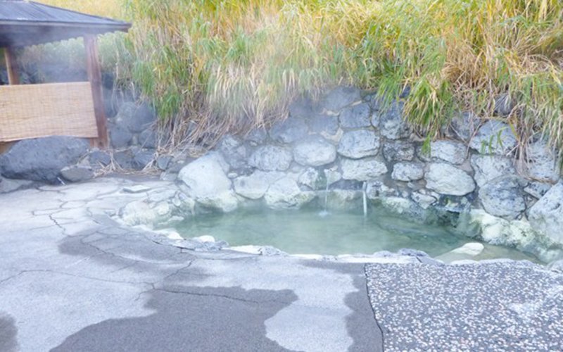 meakan nonaka onsen outdoor