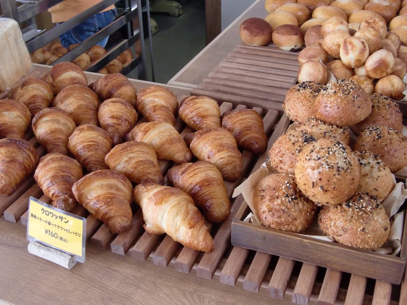 綺羅の湯内「マイトリエ」のパン